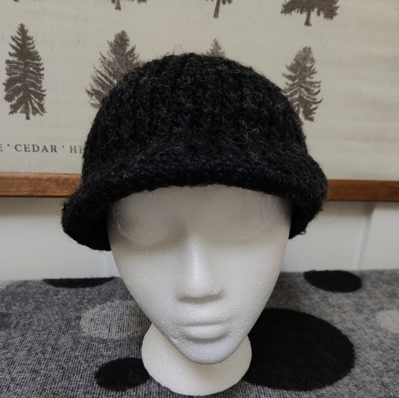 Vintage Woolrich Hat - Picture 5 of 7